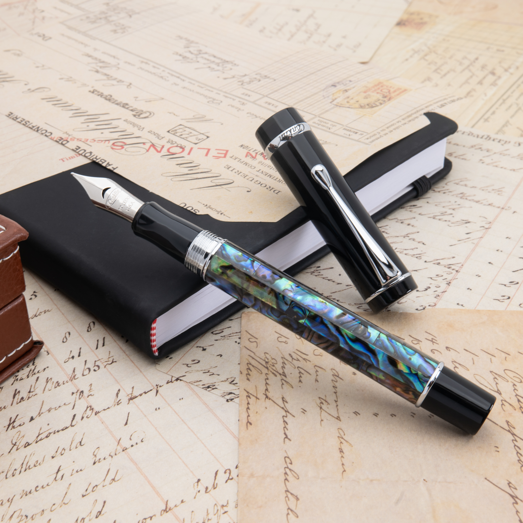 Conklin Duragraph Fountain Pen (Cracked Ice) - Omniflex Nib - A Luxury Pen for Journaling Autographs and Memorable Gifts13
