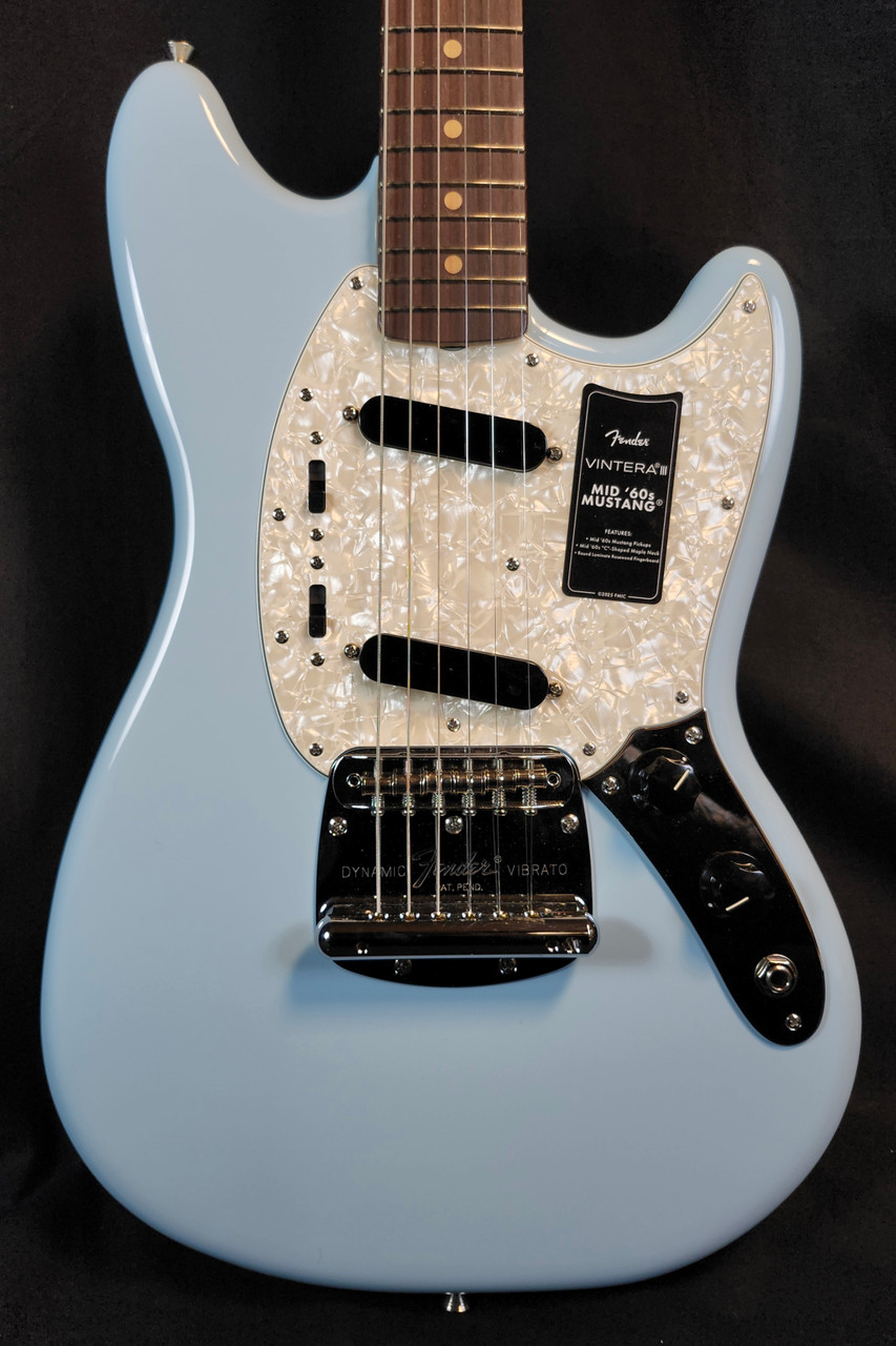 Fender Vintera III Mid '60s Mustang, Sonic Blue