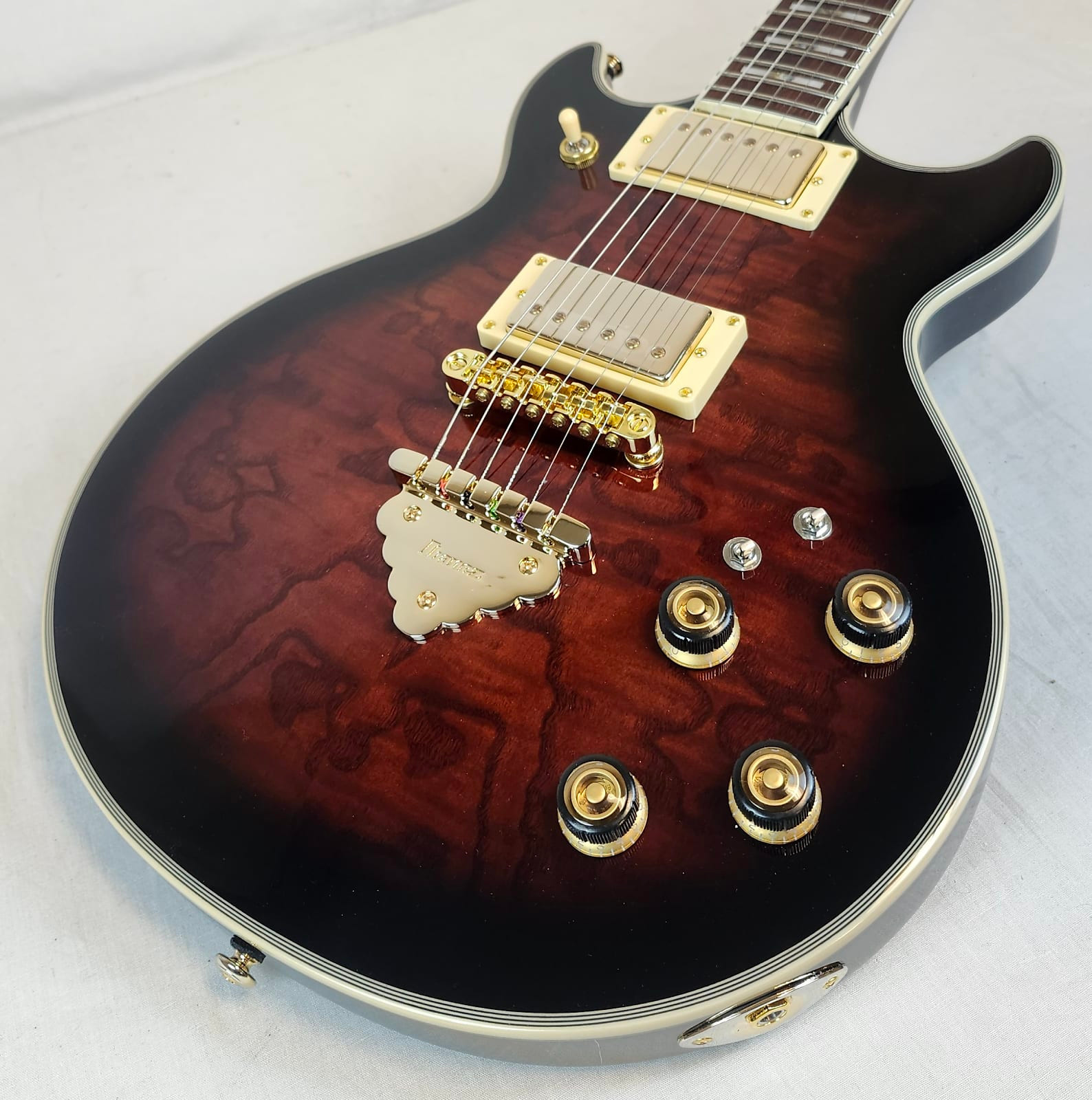 Ibanez AR325QADBS