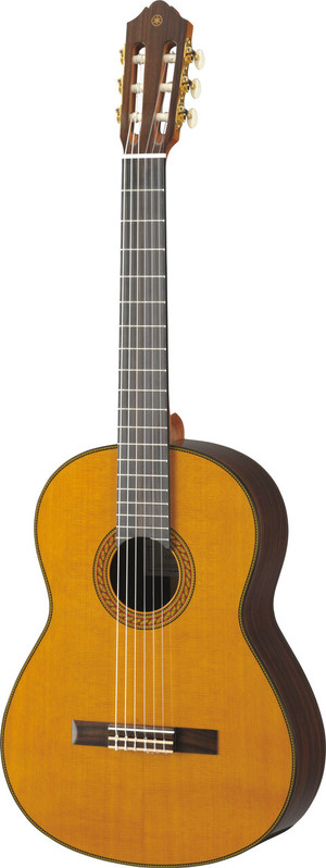 Yamaha CG192C Solid American Cedar Top Rosewood B/S Classical Guitar