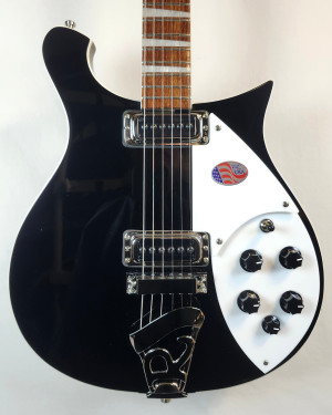 Rickenbacker 620 Jet Glo, Stereo, Gotoh Tuners, Rosewood FB, HSC
