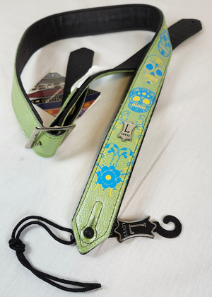 Levy's PM28STP-005 1.5" Leather Guitar Strap w/Buckle, Green, Skull Graphic, Discontinued! Levy's PM28STP-005 1.5" Leather Guitar Strap w/Buckle, Green, Skull Graphic, Discontinued!