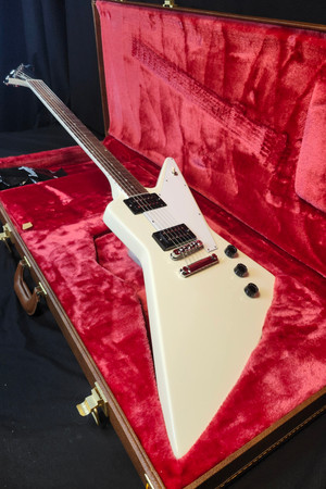 Gibson Explorer 70s, Classic White, w/Vintage Brown Hard Shell Case