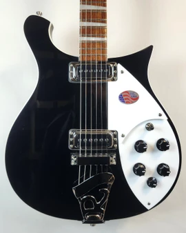 Rickenbacker 620 Jet Glo, Stereo, Gotoh Tuners, Rosewood FB, HSC