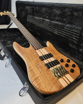 Pre Owned Jones SM1 5 String Brown Walnut and Maple, Boutique  Handmade in England Electric Bass W/Case