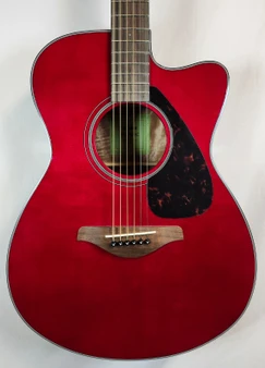 Yamaha FSX800C RR Concert Size Solid Sitka Spruce Top Acoustic Electric Guitar, Ruby Red