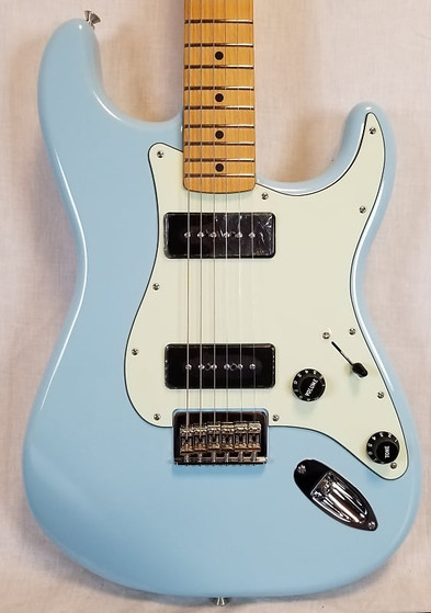 ギター Fender Noventa Stratocaster Daphne Blue Amazon.com: Fender Noventa Stratocaster Electric Guitar