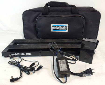 Pre Owned Pedaltrain PT-MINI Pedalboard +Sanyo Pedal Juice Rechargeable Power, Bag