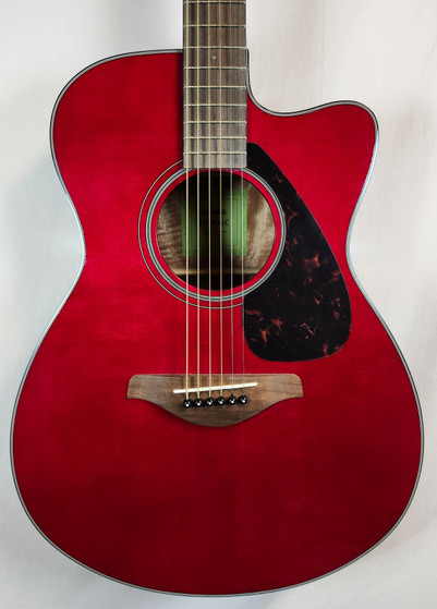 Yamaha FSX800C RR Concert Size Solid Sitka Spruce Top Acoustic Electric Guitar, Ruby Red