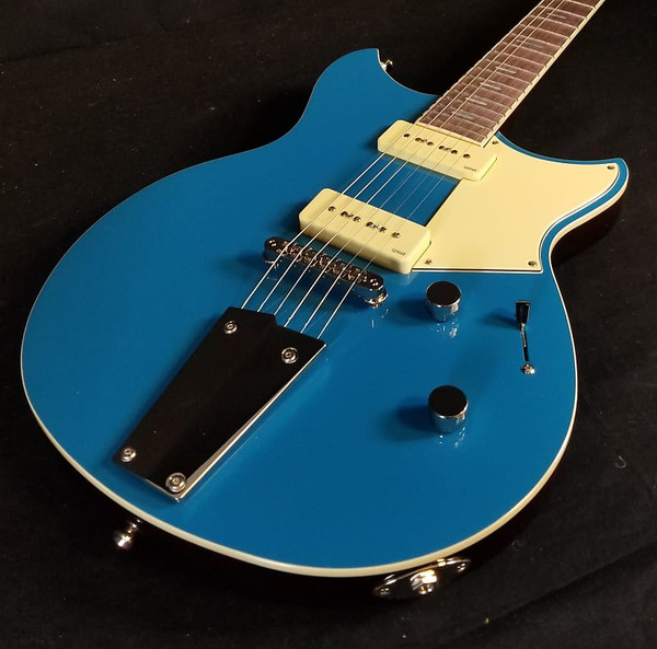 Yamaha RSP02T SWB Revstar Professional, MIJ Chambered Body, Carbon-Reinforced Neck, Swift Blue, Hardshell Case