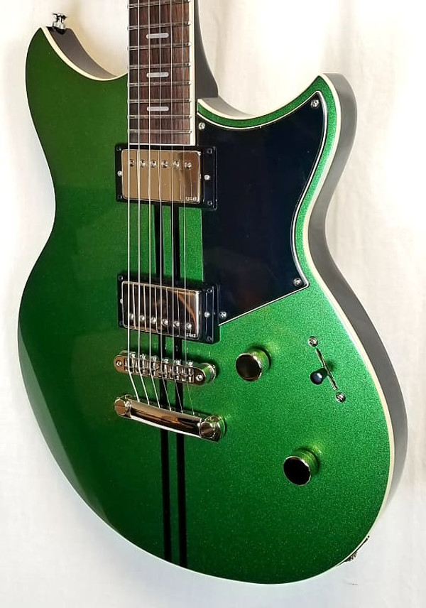 Revstar Standard, 2 Alnico V Humbucking Pickups,Flash Green W/ Bag