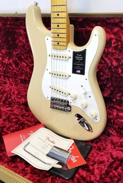 Fender American Vintage II 1957 Stratocaster, Ash Body, Maple FB, Vintage Blonde, w/HSC