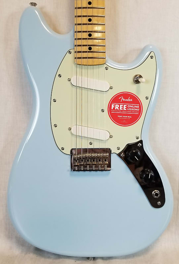Fender Player Mustang, Maple Fingerboard, Sonic Blue