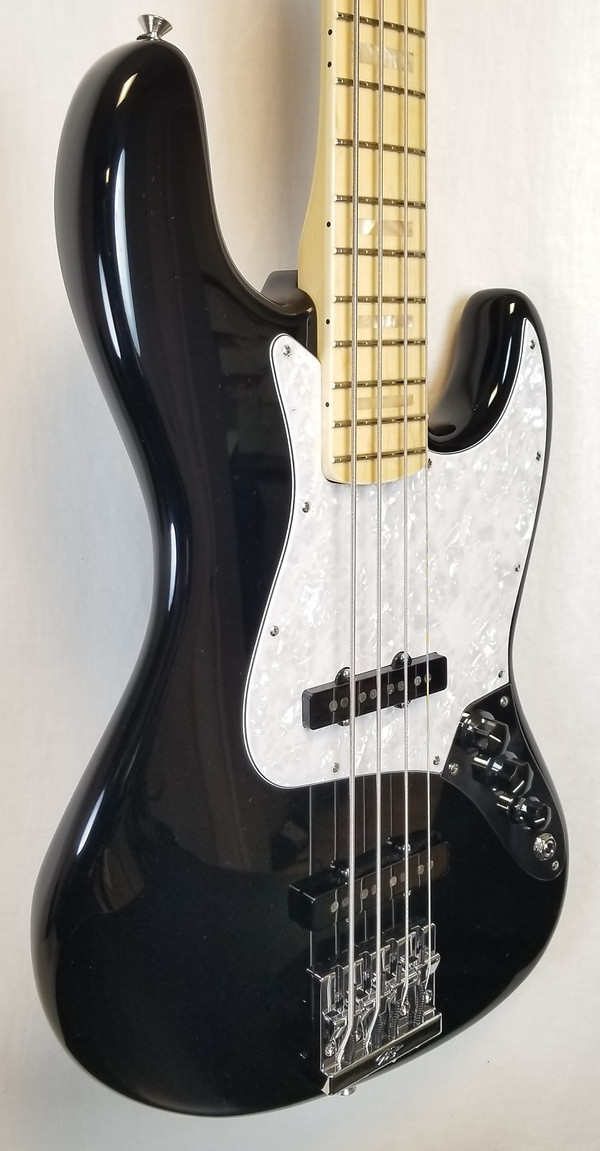 Fender U.S. Geddy Lee Jazz Bass, Maple Fingerboard, Black, W/Case