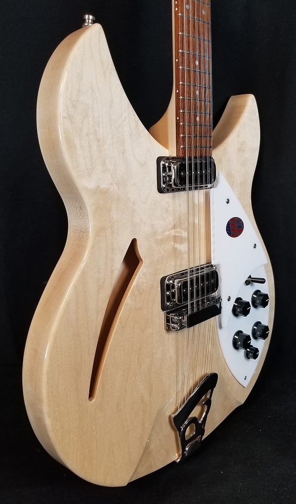 Rickenbacker 330 12 Mapleglo - Semi-Hollowbody 12 String Electric Guitar Natural Maple Color With Case