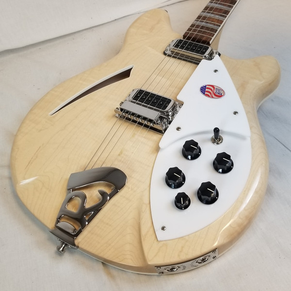 Rickenbacker 360 Maple Glo Semi-Hollow Guitar, 21 Fret, Gotoh Tuners, Rosewood FB, Stereo, HSC