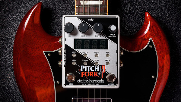 Electro Harmonix Pitch Fork®+ Polyphonic Pitch Shifter / Harmony Effect Pedal