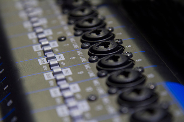 Yamaha MG12XU Analog 12-Channel Mixer w/ USB