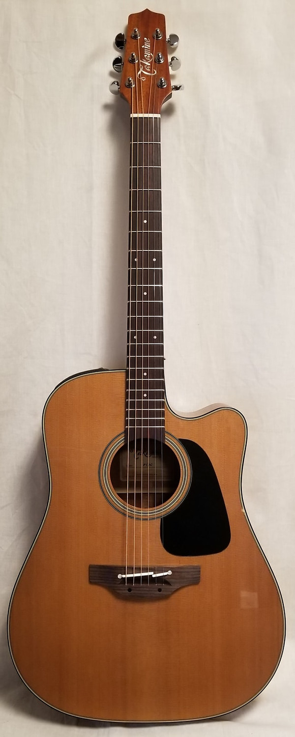 Takamine P1DC Pro-Series Solid Cedar Top Cutaway Acoustic./ Elec. Dreadnought Guitar, CT-4BII Electronics W/C