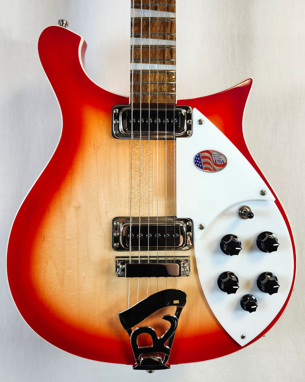 Rickenbacker 620 Fire Glo, Stereo, Gotoh Tuners, Rosewood FB, HSC 2025