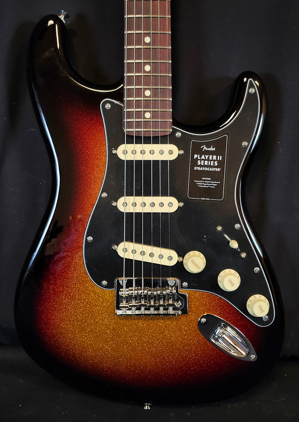 Fender Limited Edition Player II Stratocaster, Rosewood Fingerboard, Sparkle 3-Color Sunburst Fender Limited Edition Player II Stratocaster, Rosewood Fingerboard, Sparkle 3-Color Sunburst