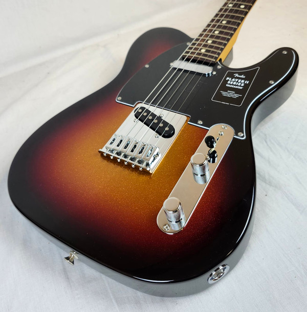 Fender Player II Telecaster, Rosewood Fingerboard, Sparkle 3-Color Sunburst