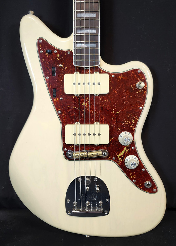 Fender Custom Shop 1967 Jazzmaster Deluxe Closet Classic, Ash Body, 3A Rosewood FB, Vintage Blonde, HSC 2025