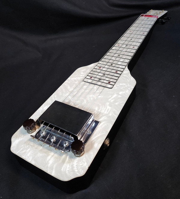 Guyatone Pre Owned Gay Chord Vintage Electric Lap Steel, Circa 1950's, MIJ, Mother Of Pearl