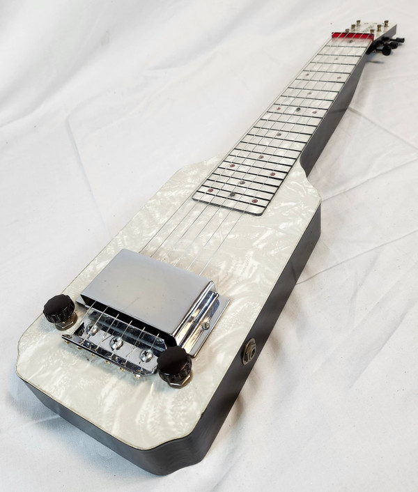 Guyatone Pre Owned Gay Chord Vintage Electric Lap Steel, Circa 1950's, MIJ, Mother Of Pearl