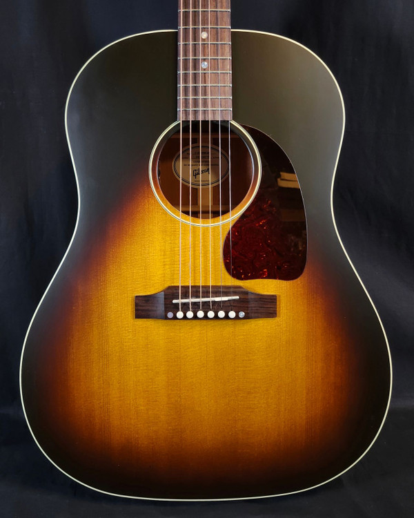 Gibson J-45 Special, Satin Vintage Sunburst, L.R. Baggs electronics, Soft Case