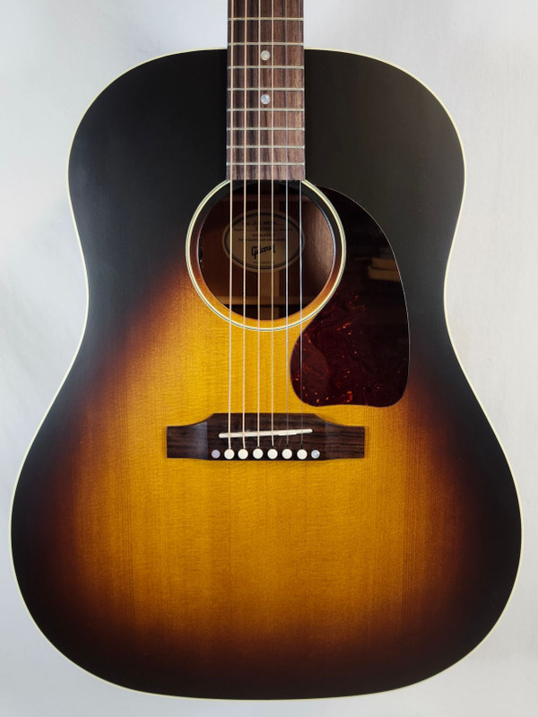 Gibson J-45 Special, Satin Vintage Sunburst, L.R. Baggs electronics, Soft Case