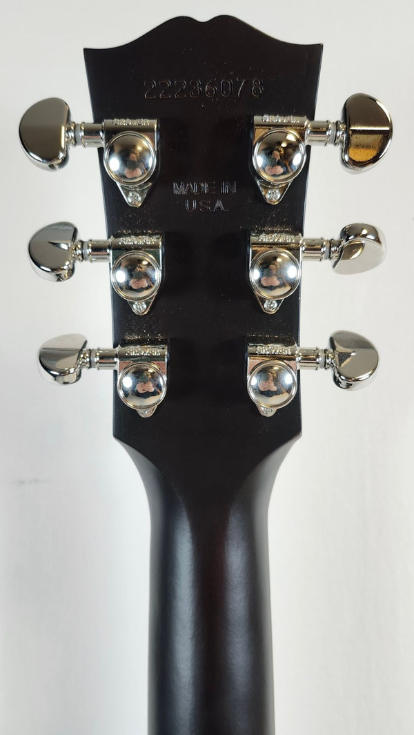 Gibson J-45 Special, Satin Vintage Sunburst, L.R. Baggs electronics, Soft Case