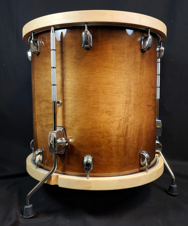 TAMA S.L.P. Studio Maple 4-piece Shell Pack Drum Set Gloss Sienna TAMA S.L.P. Studio Maple 4-piece Shell Pack Drum Set Gloss Sienna
