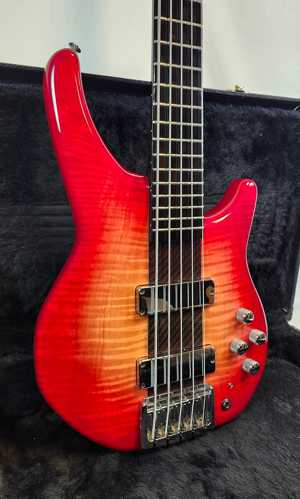 Pre Owned Vintage 1990's Special Edition Status Eclipse Artist Graphite 5 String Electric Bass Guitar Pre Owned Vintage 1990's Special Edition Status Eclipse Artist Graphite 5 String Electric Bass Guitar