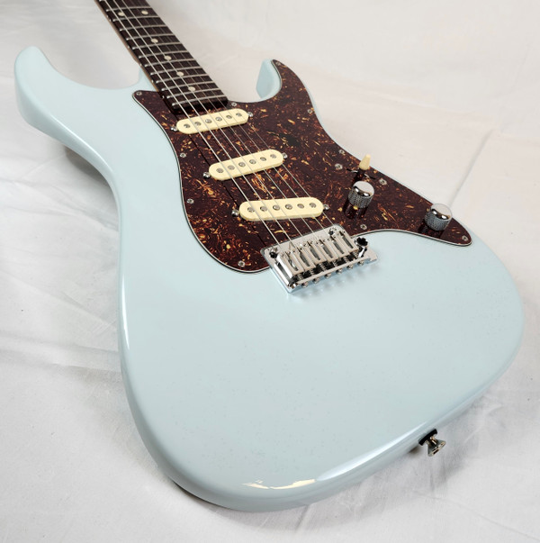 Tom Anderson The Classic "S", 60's Vibe Caramel Rosewood Neck,VA7 VA7R VA7+, Sonic Blue Gloss, W/Gig Bag 2025