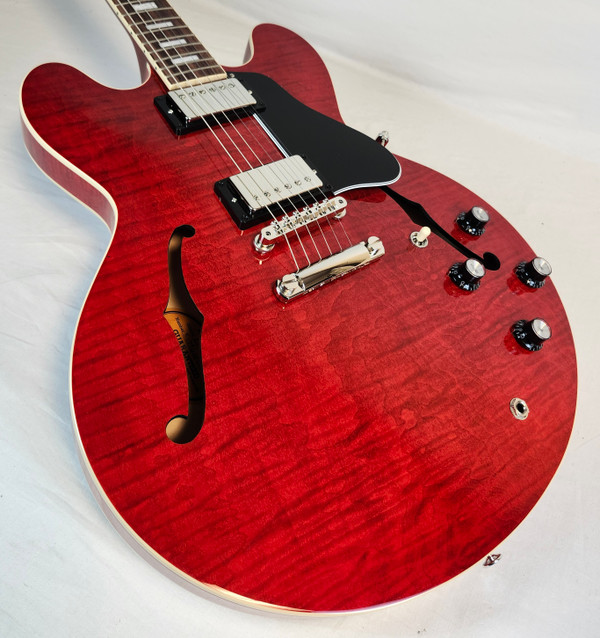 Gibson ES-335 Figured Sixties Cherry Hollowbody Guitar W/ Case