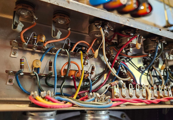 Vintage 1963-64 Supro/Valco 1616T Coronado JR Combo Amp Trojan Tremolo, Midnight Blue Rhino Hide Tolex/White Piping Vintage 1963-64 Supro/Valco 1616T Coronado JR Combo Amp Trojan Tremolo, Midnight Blue Rhino Hide Tolex/White Piping