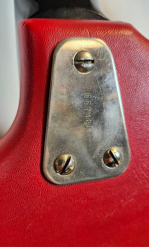 Vintage 1965 Hagstrom I Kent II Futura Electric Guitar W/Case Made in Sweden Vintage 1965 Hagstrom I Kent II Futura Electric Guitar W/Case Made in Sweden