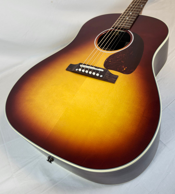 Gibson J-45 Studio Rosewood, Rosewood Burst, Satin Rosewood Finish, Gloss Top , W/HSC