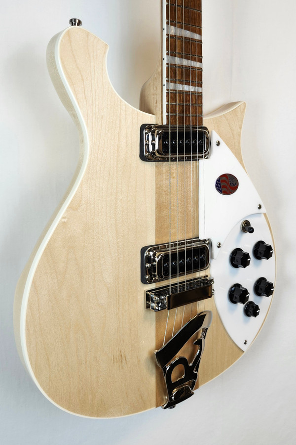 Rickenbacker 620 Maple Glo, Stereo, Gotoh Tuners, Rosewood FB, HSC