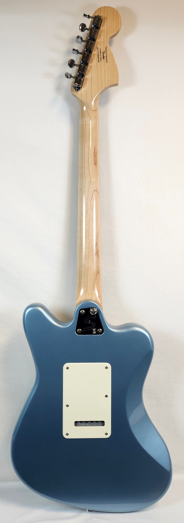 Squier Paranormal Super-Sonic, Indian Laurel Fingerboard, Ice Blue Metallic