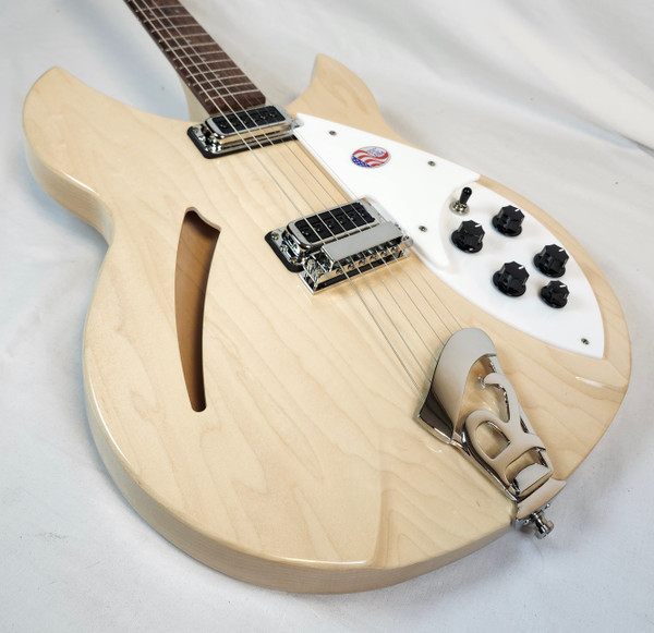 Rickenbacker 330 Maple Glo Semi-Hollow Guitar, w/HSC