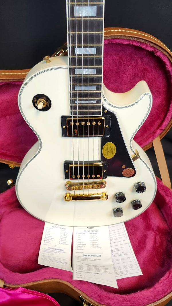 Gibson Vintage 2001 Les Paul Custom, Alpine White, Gold Hardware, w/HSC, Just Unboxed