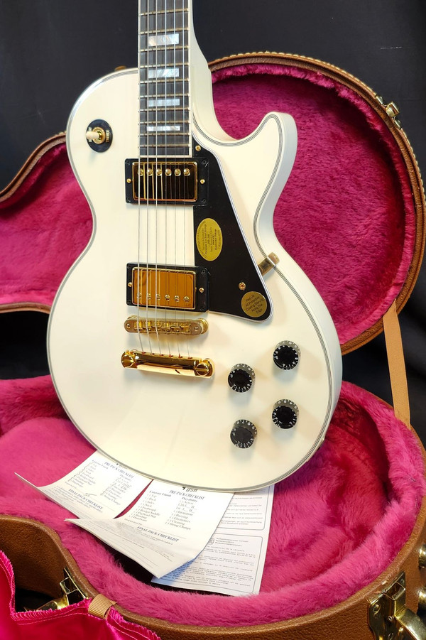 Gibson Vintage 2001 Les Paul Custom, Alpine White, Gold Hardware, w/HSC, Just Unboxed