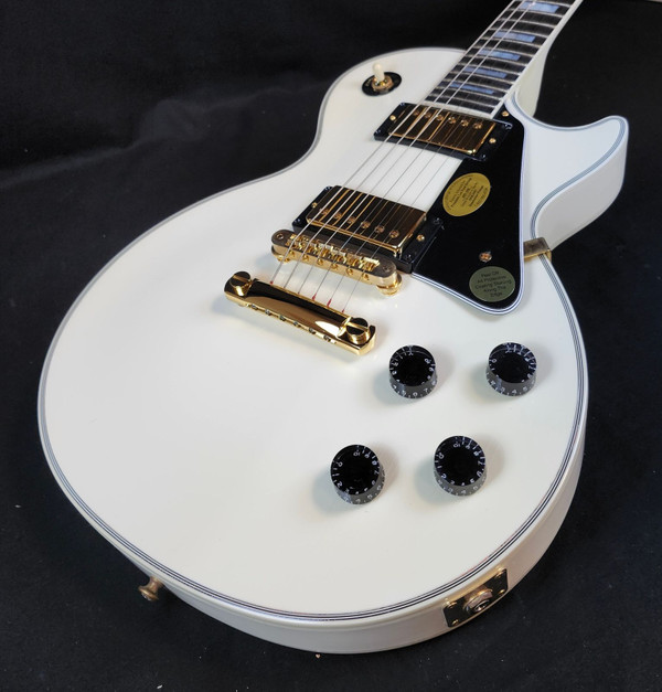 Gibson Vintage 2001 Les Paul Custom, Alpine White, Gold Hardware, w/HSC, Just Unboxed