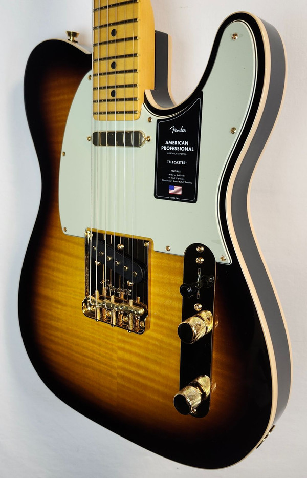 Fender 75th Anniversary American Professional Custom Telecaster, Maple FB,  2-Color Sunburst, HSC