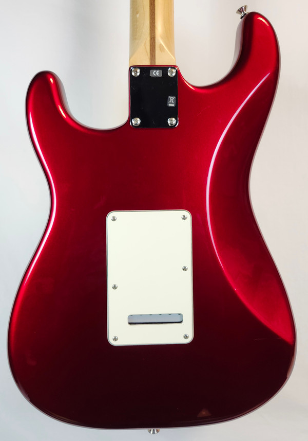 Fender American Special Stratocaster, MN, Candy Apple Red, w/HSC 2009