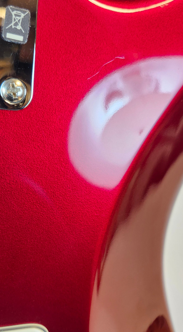 Fender American Special Stratocaster, MN, Candy Apple Red, w/HSC 2009