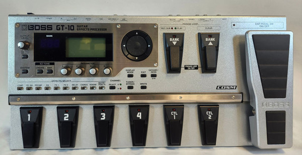 Pre Owned Boss GT-10 Guitar Effects Processor W/ Ez Tone and Carring Bag