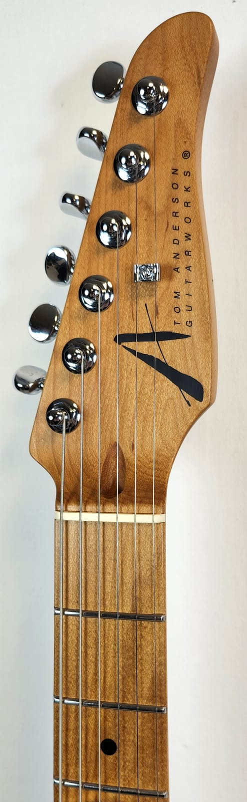 Tom Anderson T Classic Contoured, Swamp Ash Body, SC1 SC1 TF3, 62 Pete, High Gloss White with Black Dog Hair, w/Bag 2026